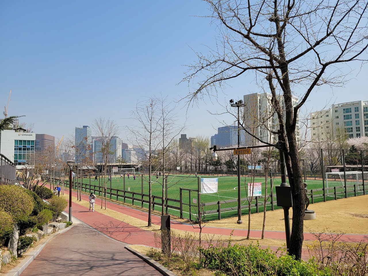 这位年轻有 这位年轻有